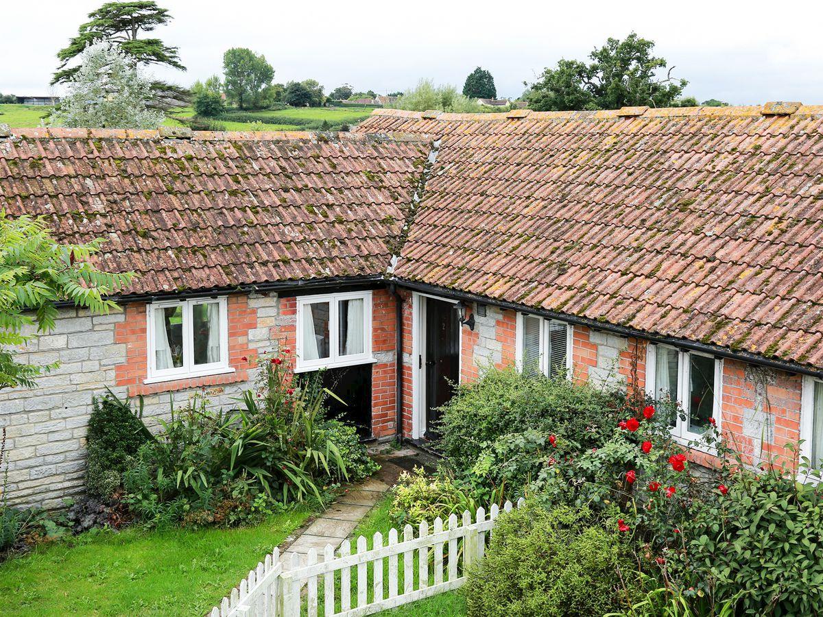 Click here for more about Duck Egg Cottage