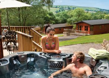 Charlesworth Lodges