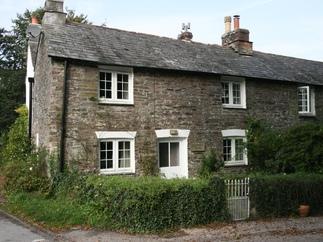 Click here for more about Hollyhocks Cottage