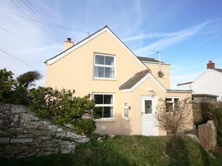 Click here for more about Curlew Cottage