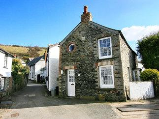Click here for more about White Pebble Cottage