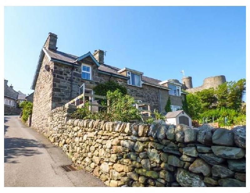 Click here for more about Snowdon View