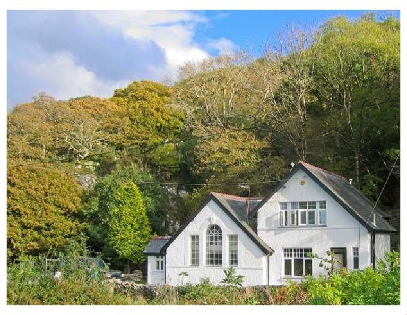 Click here for more about Is Y Deri