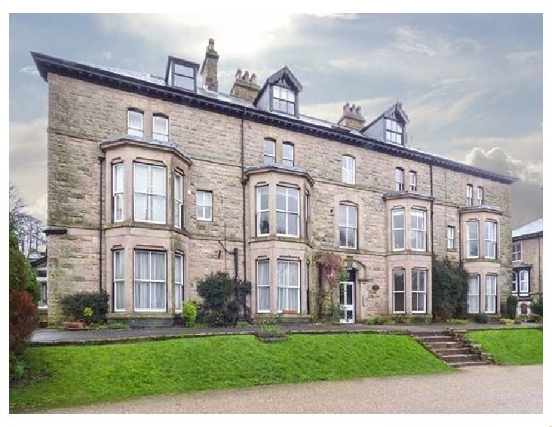 Click here for more about Flat 13 Sandringham Court