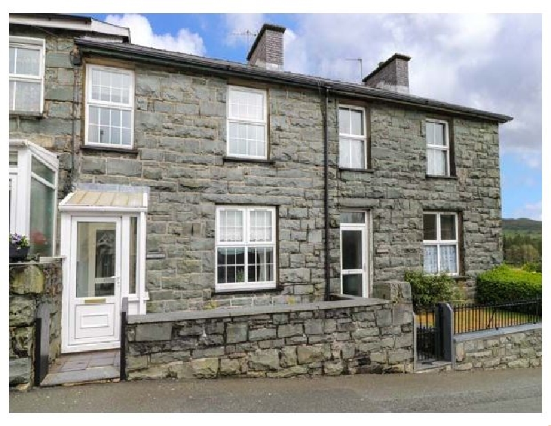 Click here for more about Maes Tegfryn
