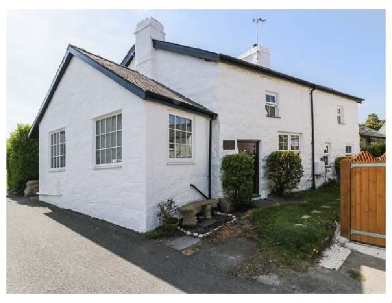 Click here for more about Hafan Cartref