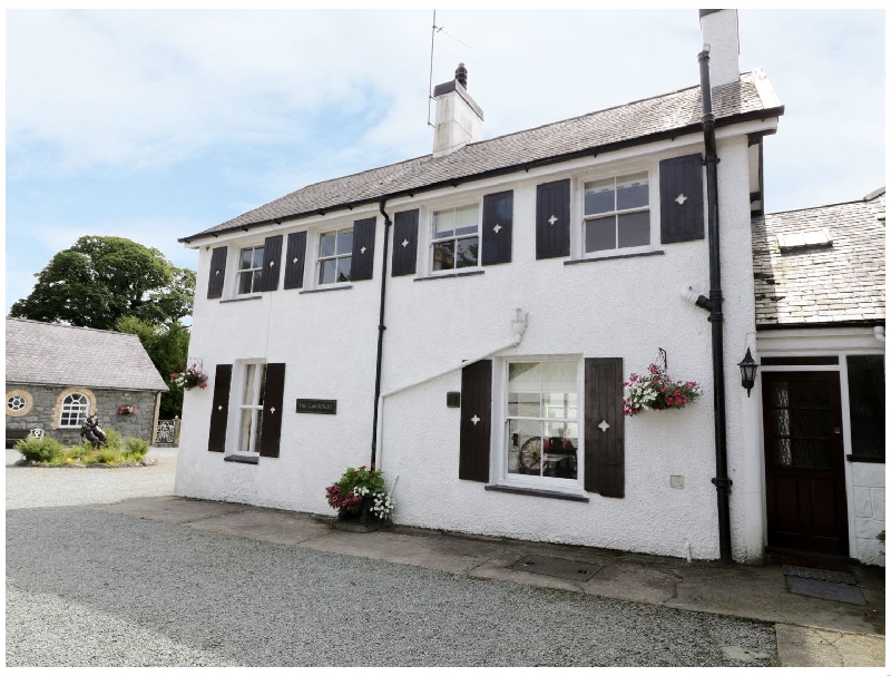Click here for more about Gardeners Cottage