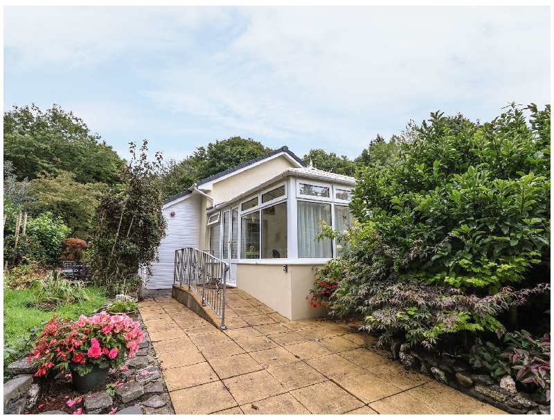 Click here for more about Cockerel Cottage