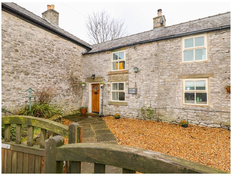 Click here for more about East View Cottage