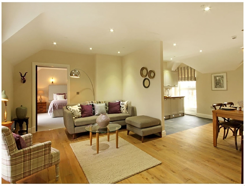Click here for more about Harlech 3 - Efnisien
