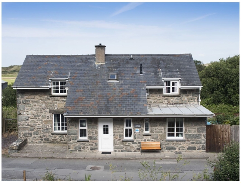 Click here for more about Railway Cottage