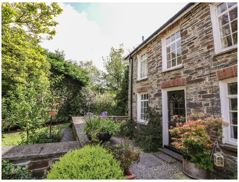 Click here for more about Spinners Cottage