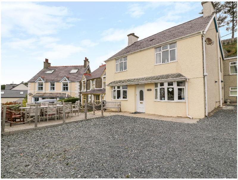 Click here for more about Castell